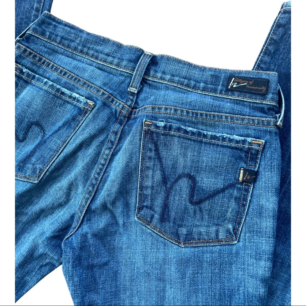 Citizens of Humanity Dita Petite Bootcut Medium Wash Low Rise Jean - Picture 3 of 4